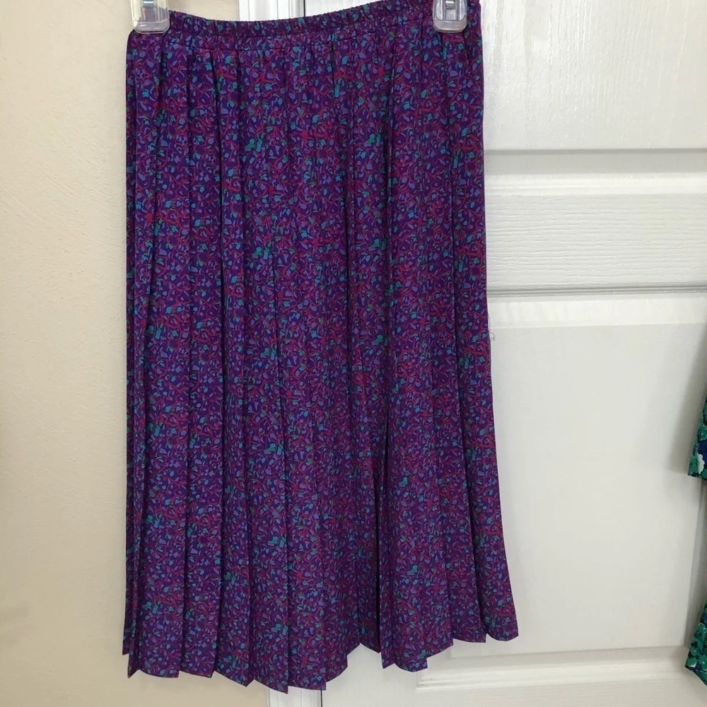 Vintage Leslie Fay Two-Piece Long Sleeve Skirt Set